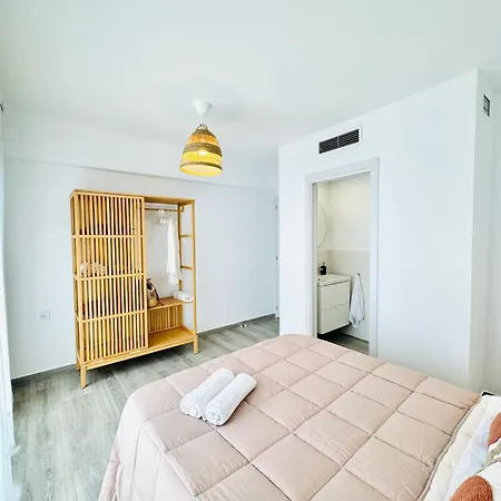 Apartment Nuevo, Con Vistas Al Mar Y A 90 Metros De La Playa *