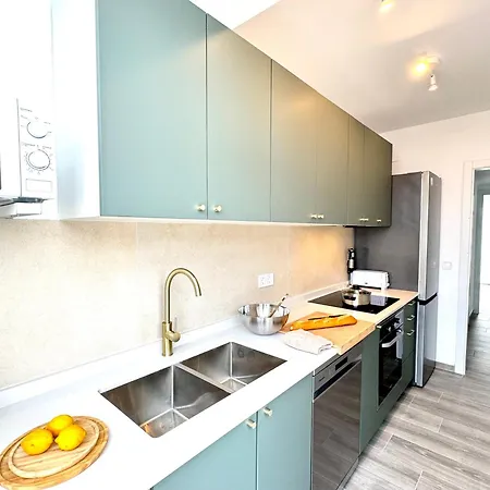 Nuevo, A 90 Metros De La Playa Y Con Vistas Al Mar Apartament *